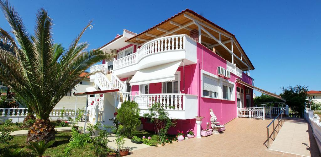 Nereids Apartments&Studios Chrisi Ammoudia Exterior foto